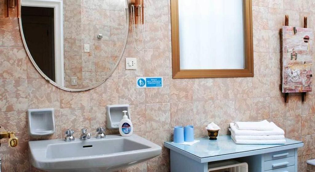 B&B Martini Firenze Szoba fotó